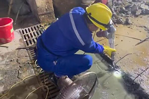 贵阳地下室伸缩缝堵漏施工视频